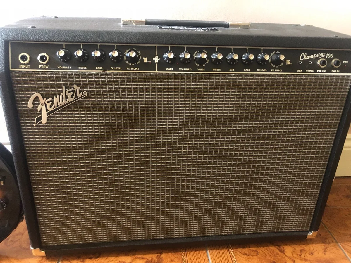 Electric Guitar and Amplifier - Image 4