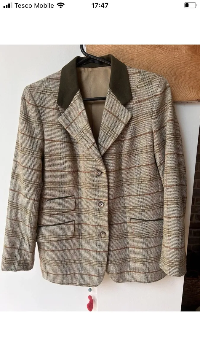 Show jackets - Image 3