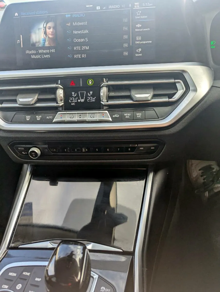 Car - Image 4