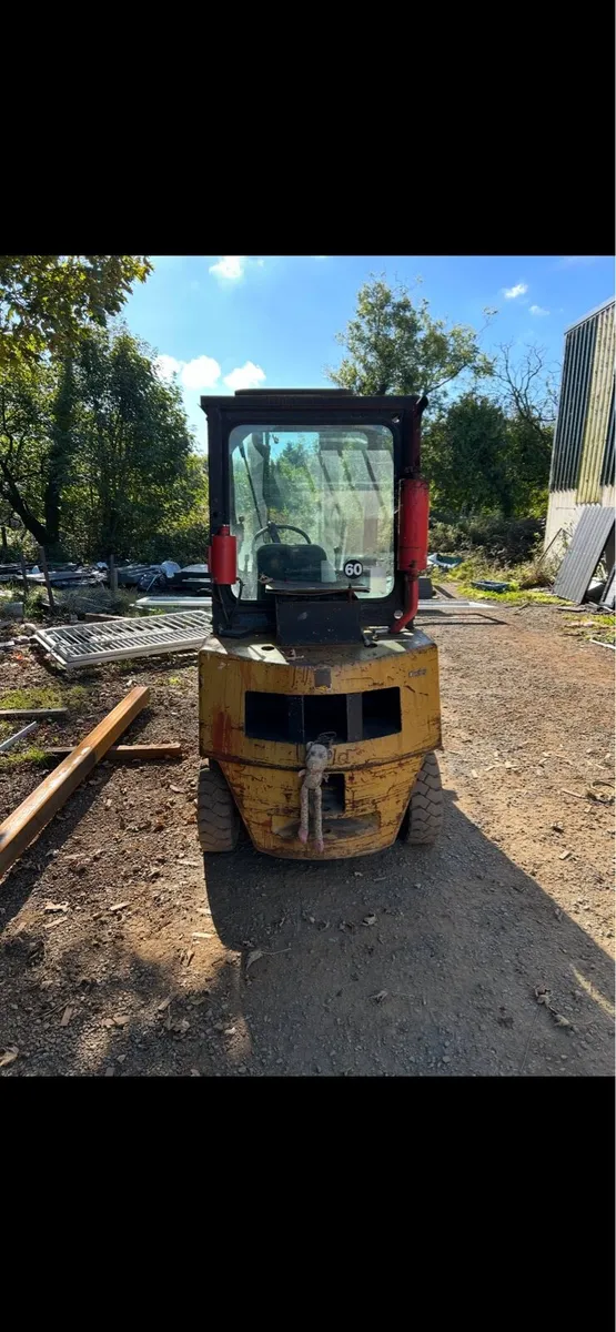 Forklift - Image 2