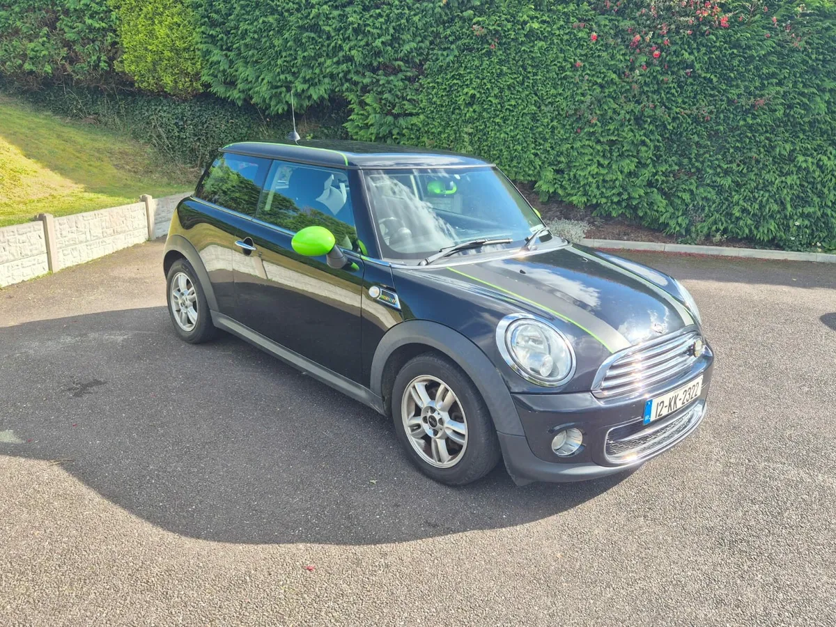 Car - Image 3