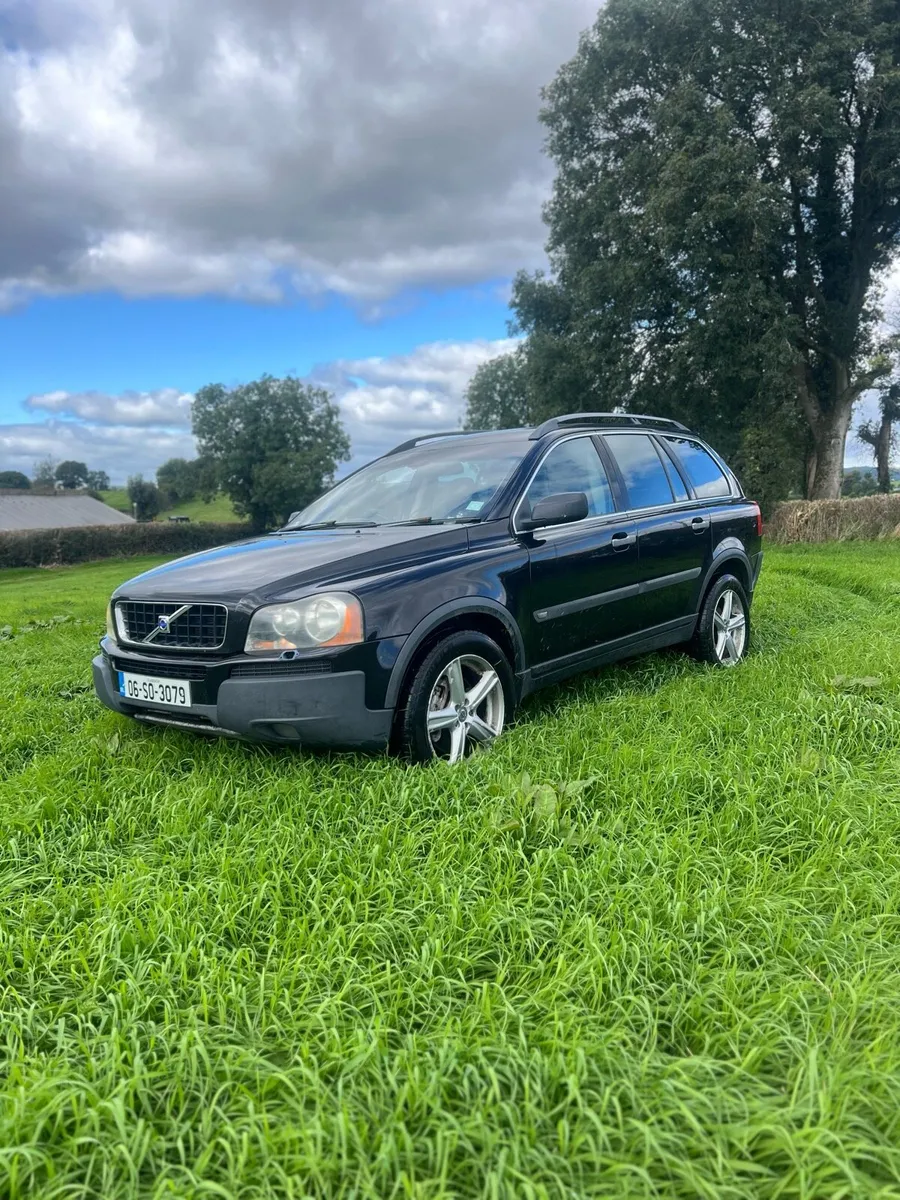 Volvo xc90 - Image 1
