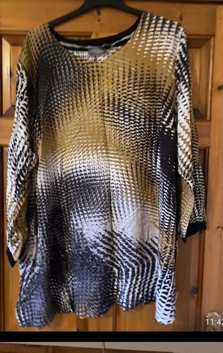 New zizzi top bundle sz 28/30 - Image 3
