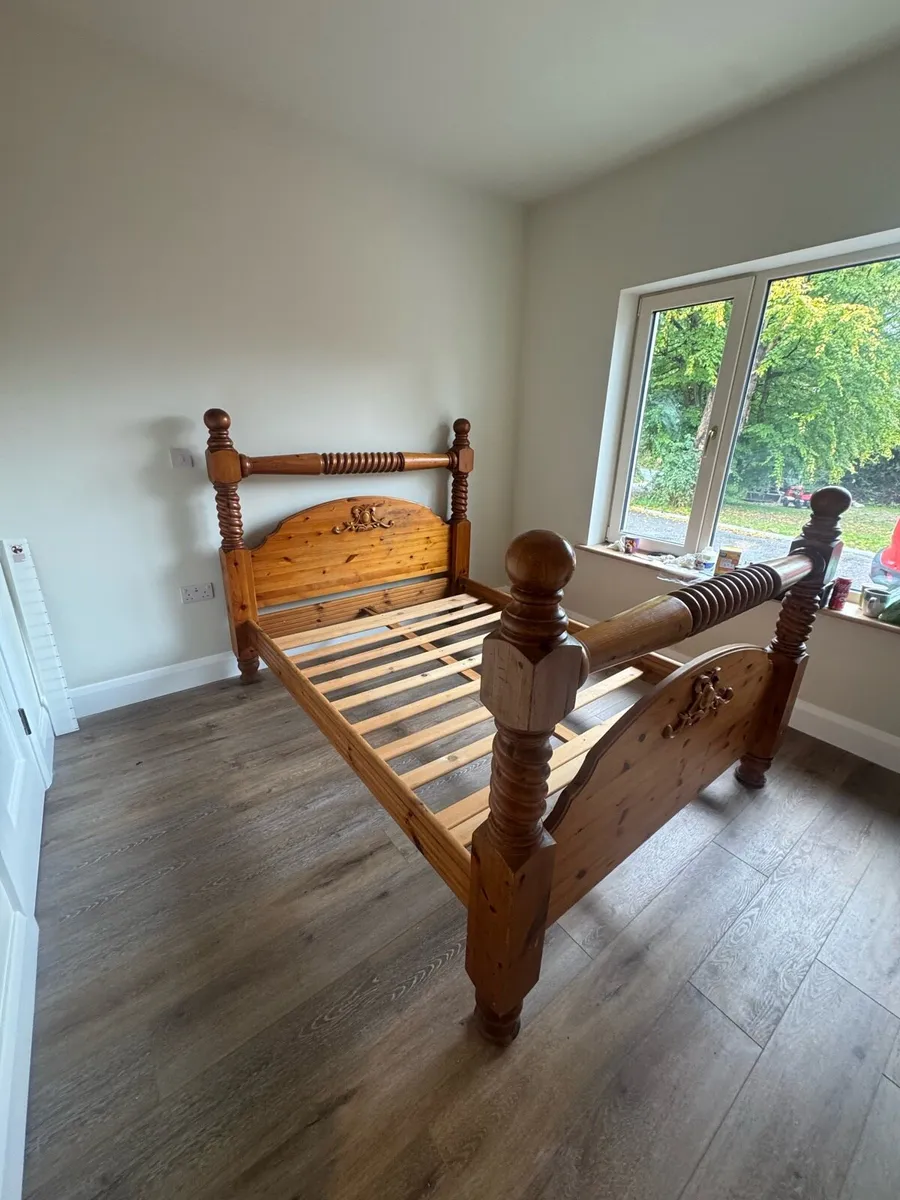 Bed - Image 1