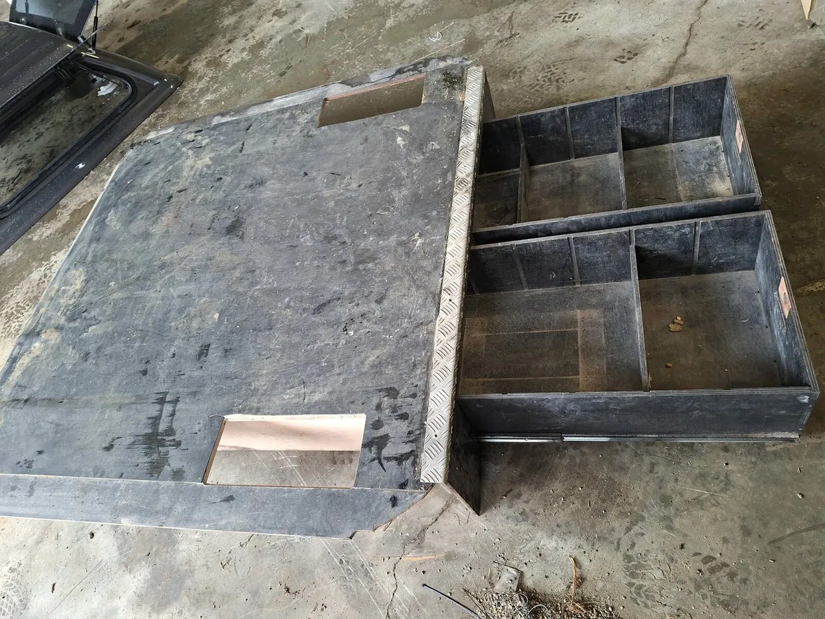 Tub insert for 4x4 - Image 2