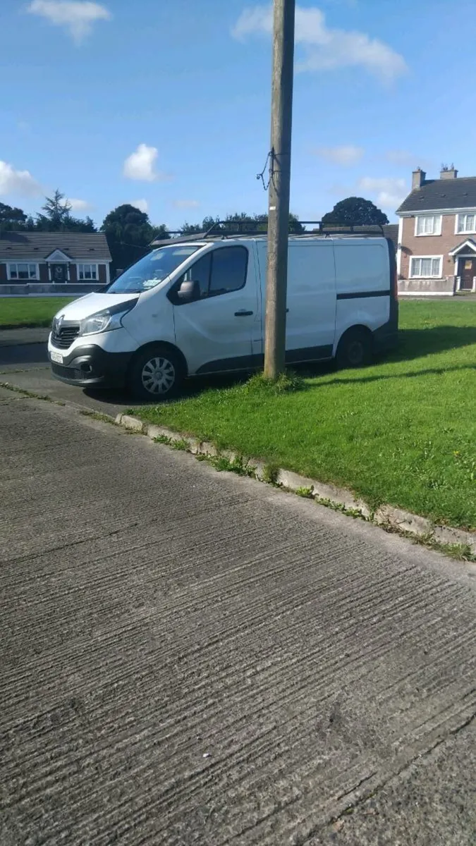 Van - Image 3