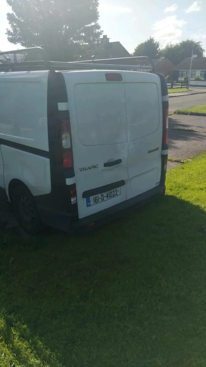 Van - Image 4