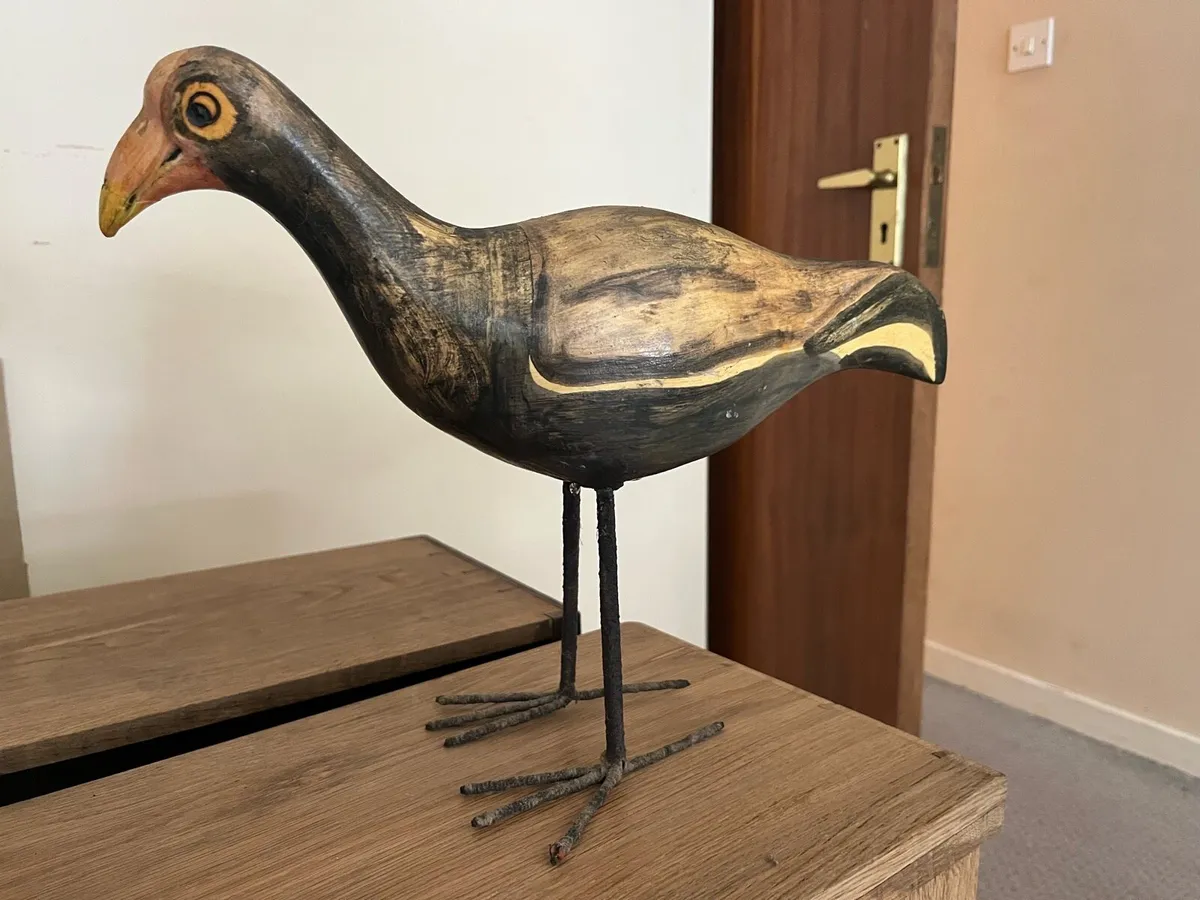 Hand carved bird ornament - Image 1
