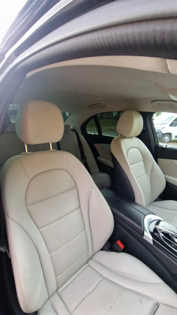 Mercedes-Benz C-Class 2016 - Image 2