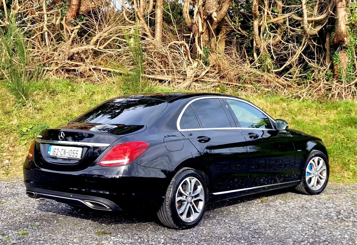 Mercedes-Benz C-Class 2016 - Image 3