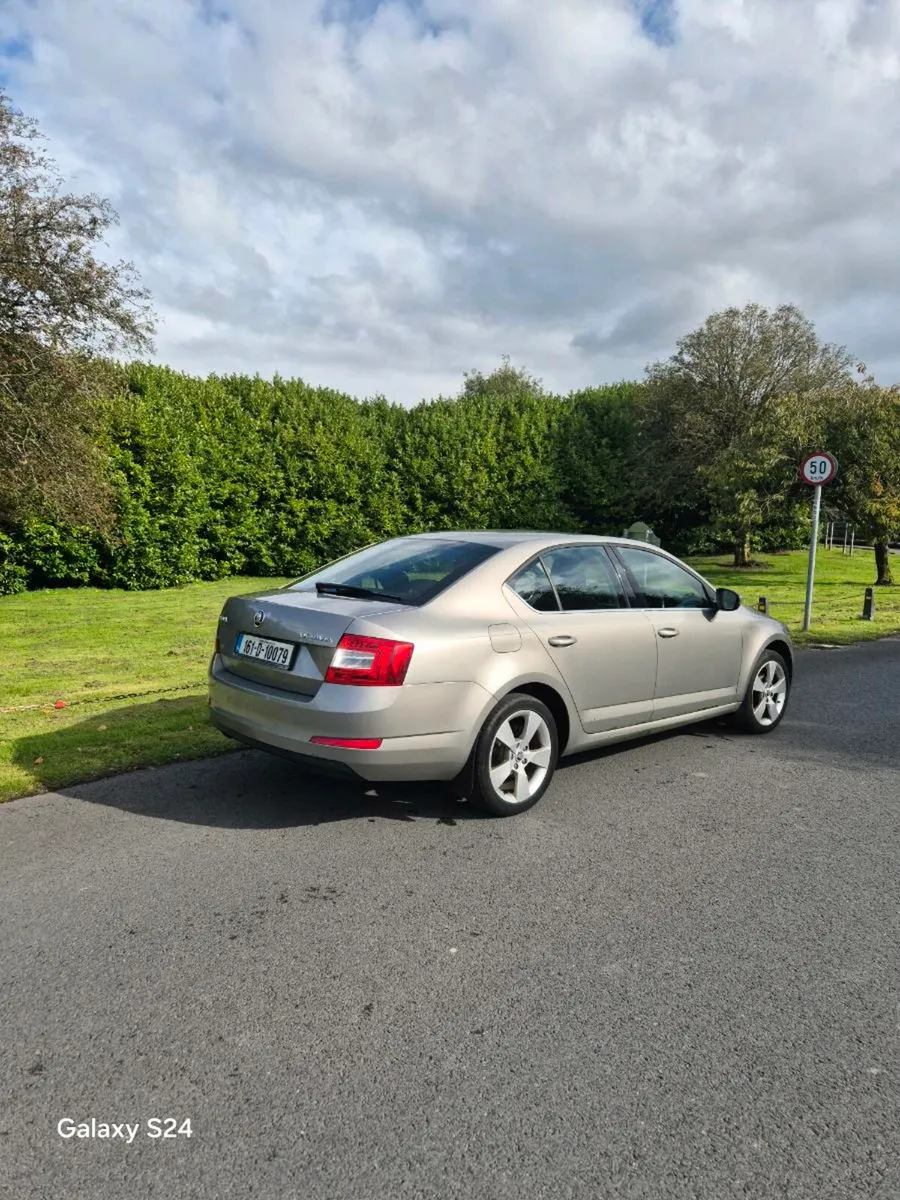 Skoda  Octavia  161 Diesel - Image 3
