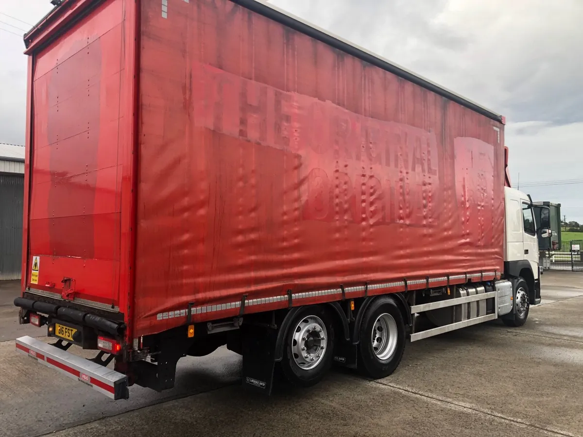 2017 Volvo FM 370 6x2. Drawbar - Image 3