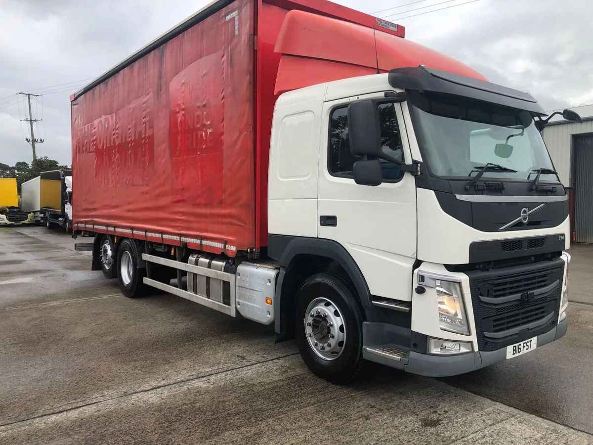 2017 Volvo FM 370 6x2. Drawbar - Image 2