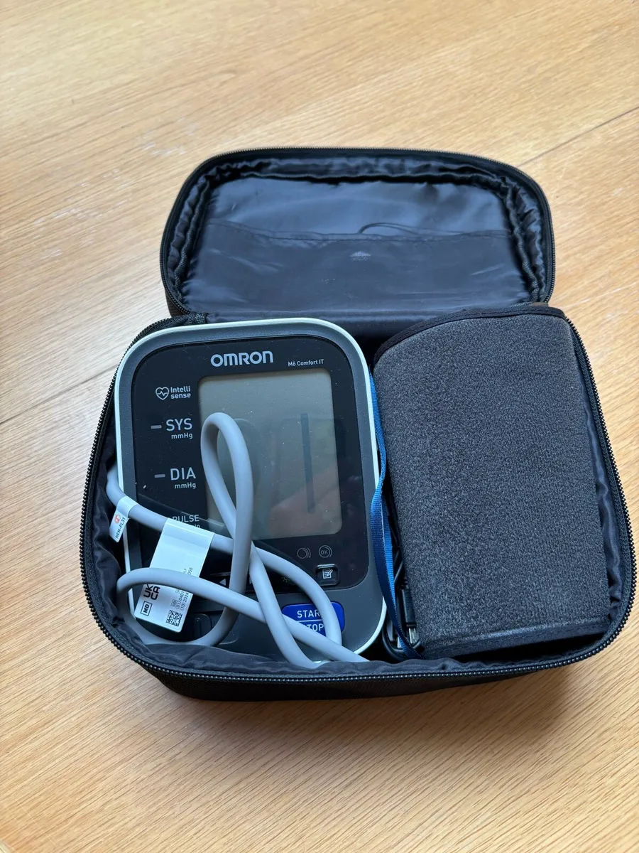 Omron M6 comfort blood pressure monitor - Image 2
