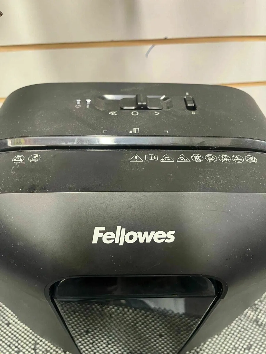 Fellowes Shredder - Image 2