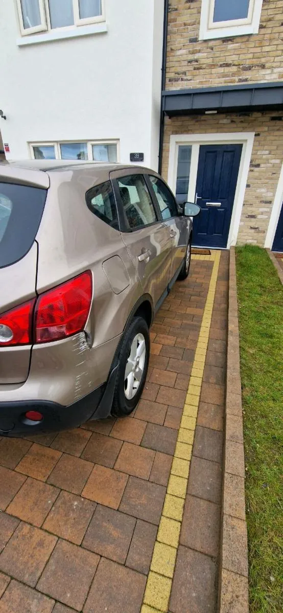 Nissan Qashqai 2008 - For Sale - Open to Offers - Image 4