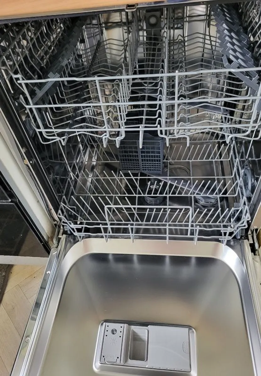 Hoover, Intergrated  Dishwasher  For Sale (swords Area) - Image 2