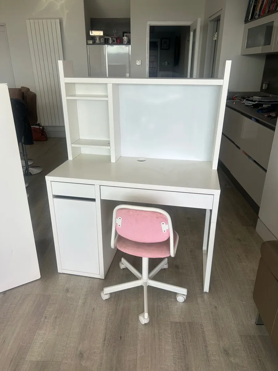 Girls bedroom furniture - Image 3