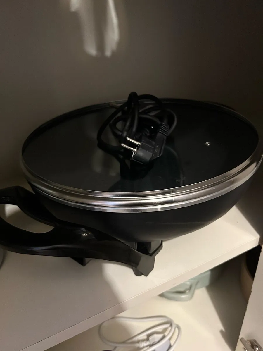 Hot pot cooker