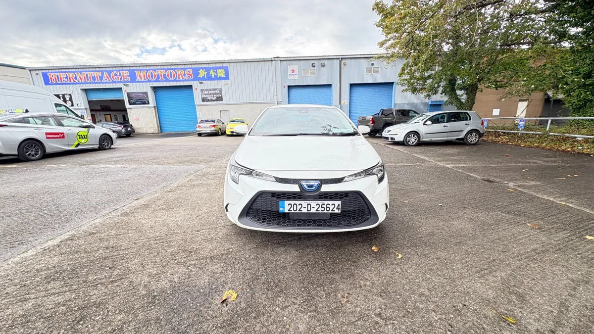 Toyota Corolla 1.8 Hybrid 2020 - Image 2