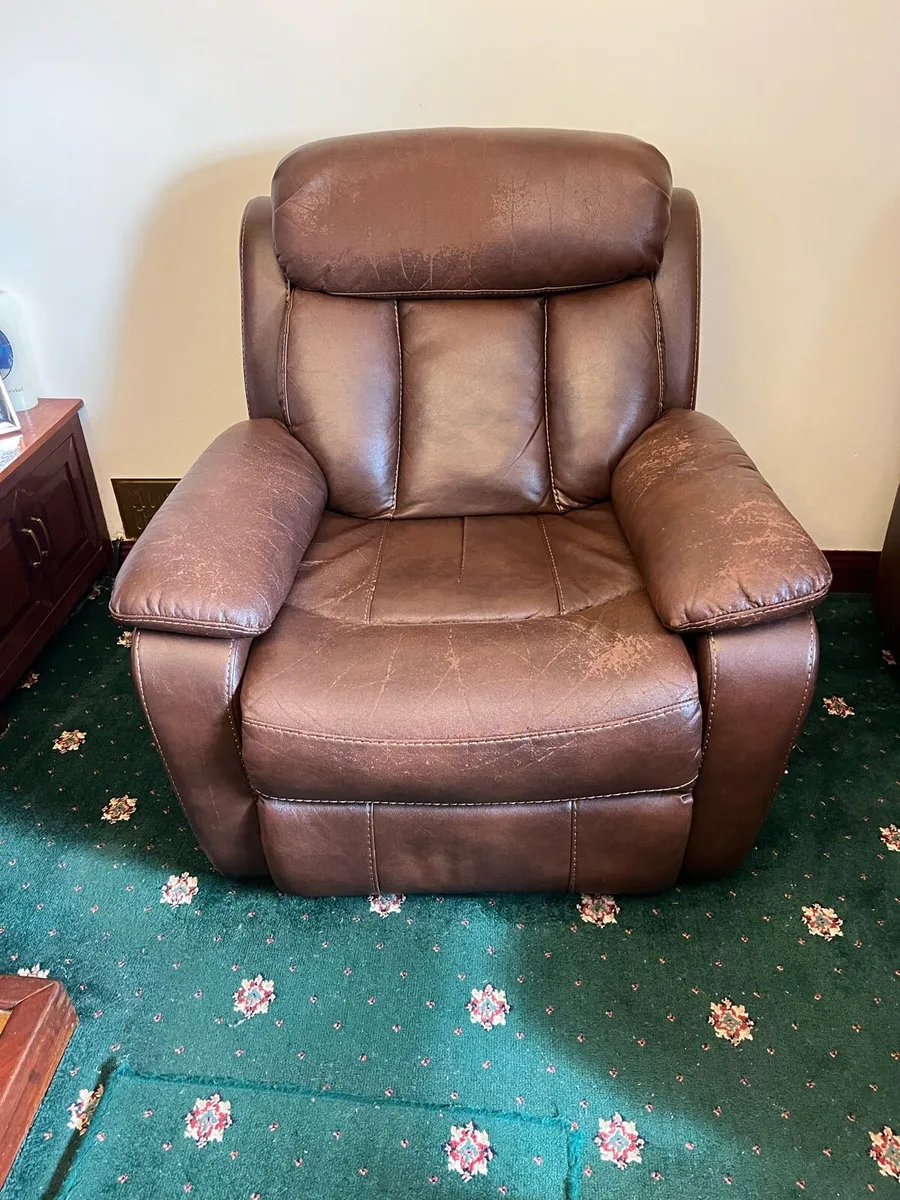 2+1+1 Sofa - Image 1