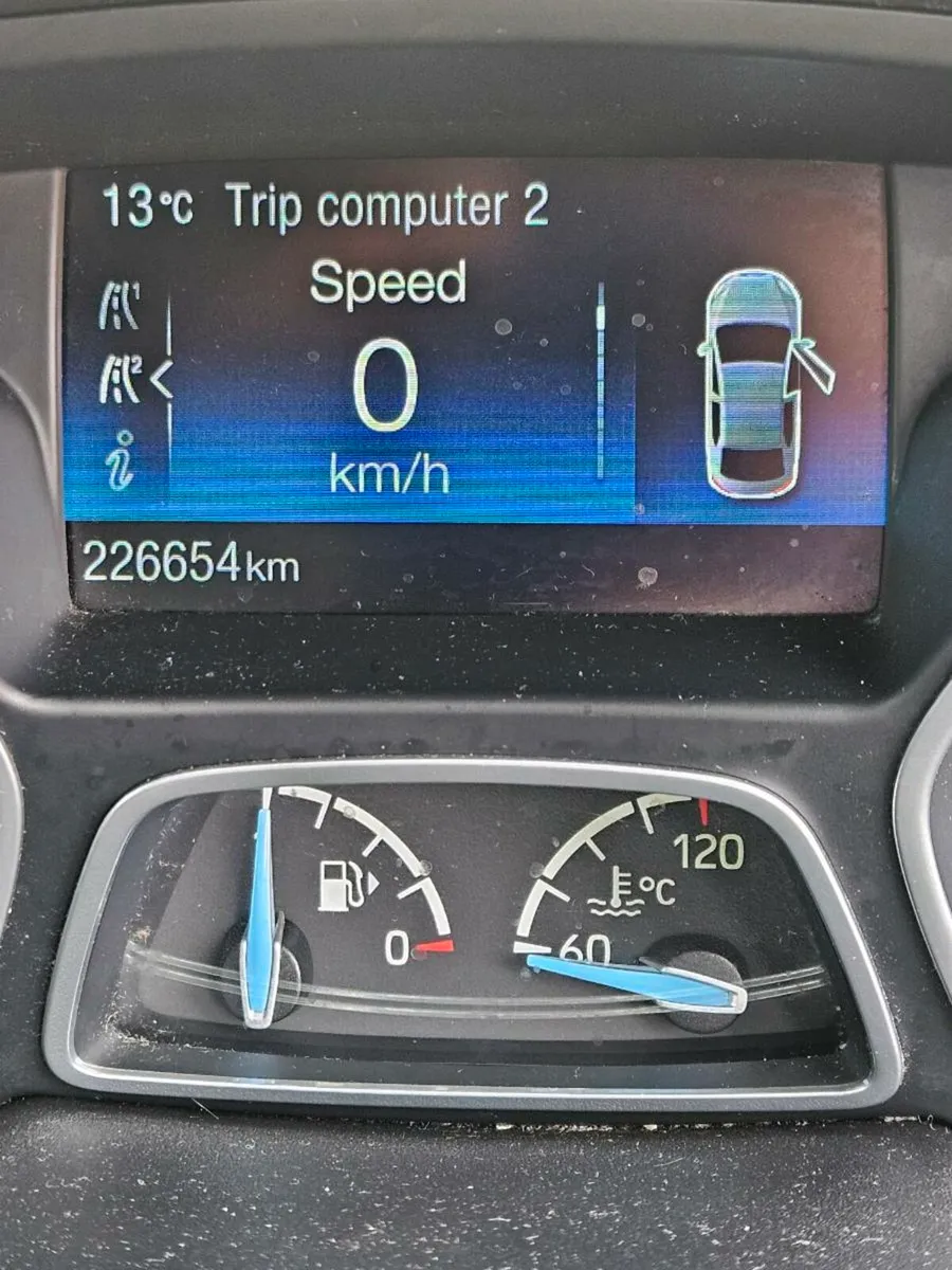 2016 1.5 tdi ford focus hatchback - Image 3