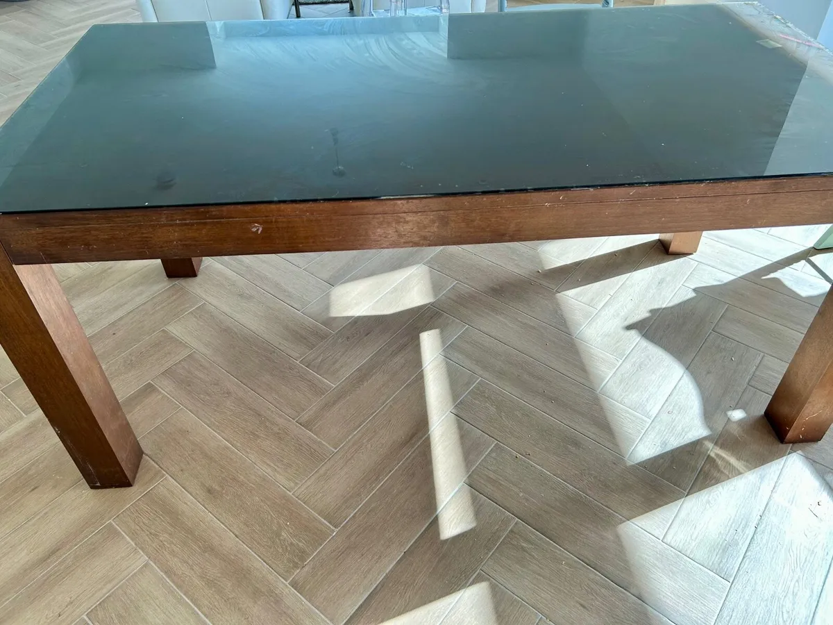 Kitchen Table - Image 1
