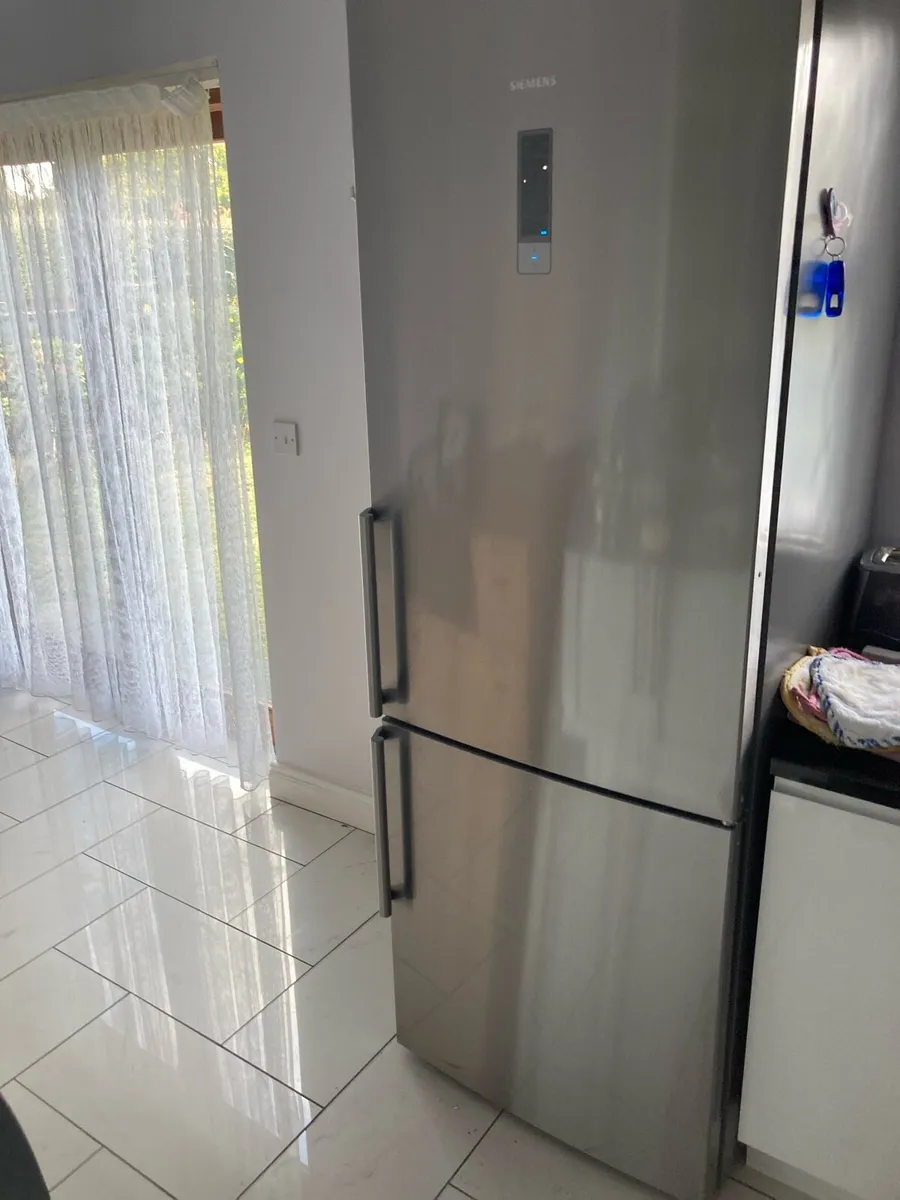 Siemens fridge freezer iq300 - Image 2