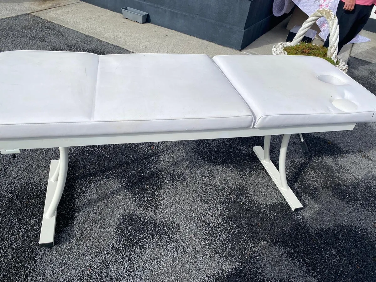 Beauty Bed Free of Charge - Image 2