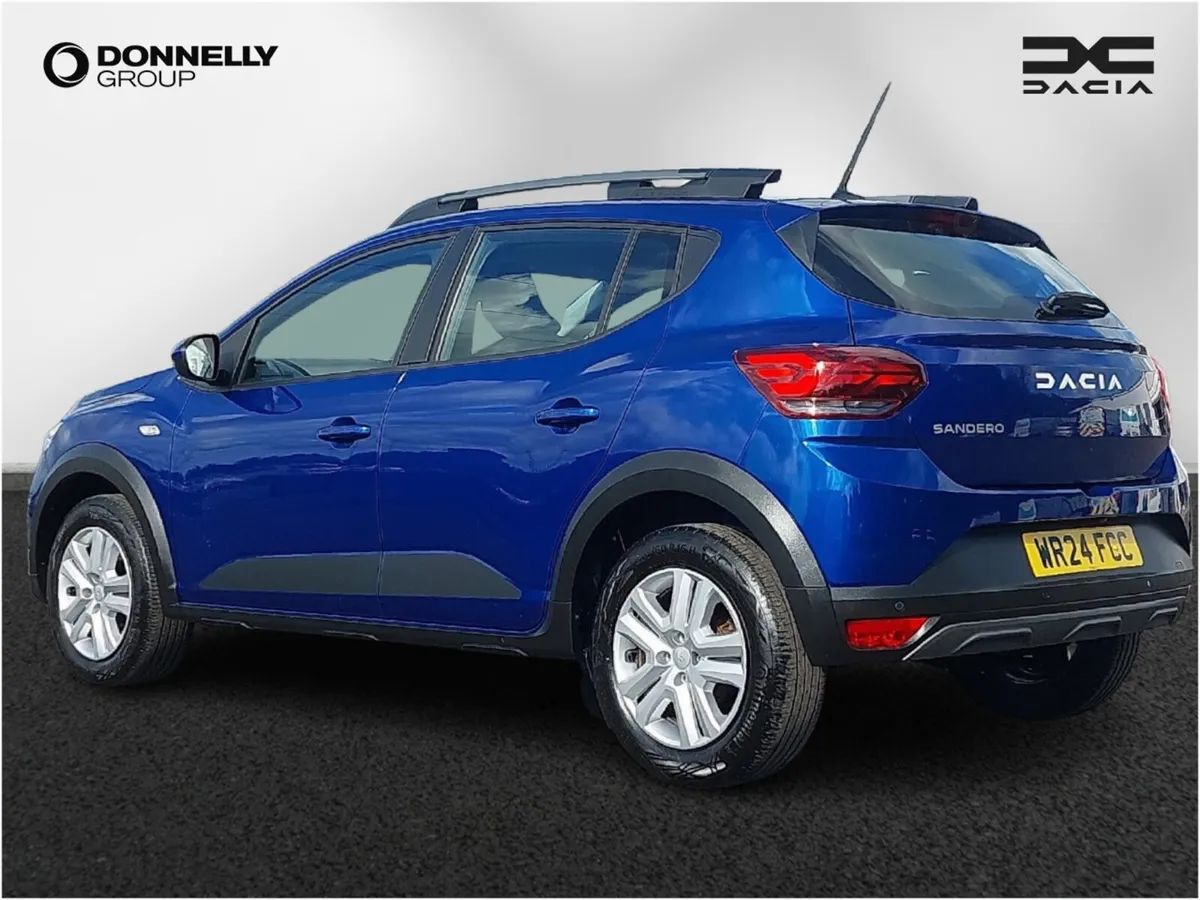 Dacia Sandero Stepway Hatchback Expression - Image 2