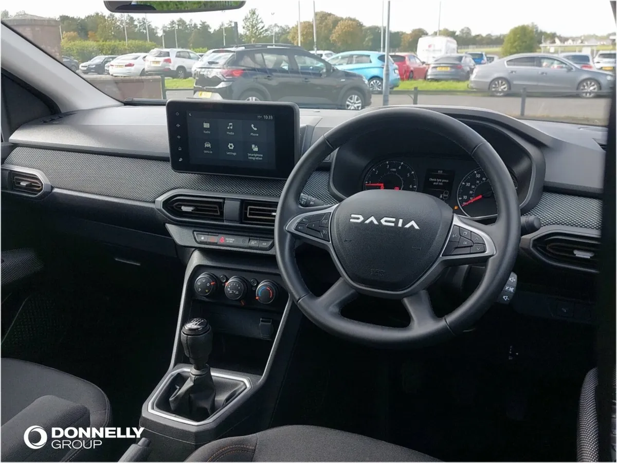 Dacia Sandero Stepway Hatchback Expression - Image 4