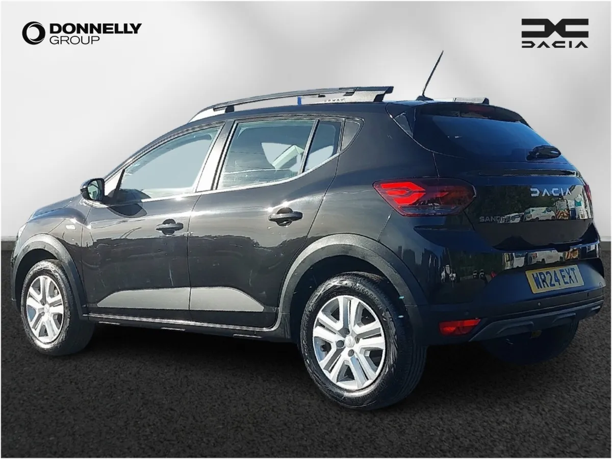 Dacia Sandero Stepway Hatchback Expression - Image 2