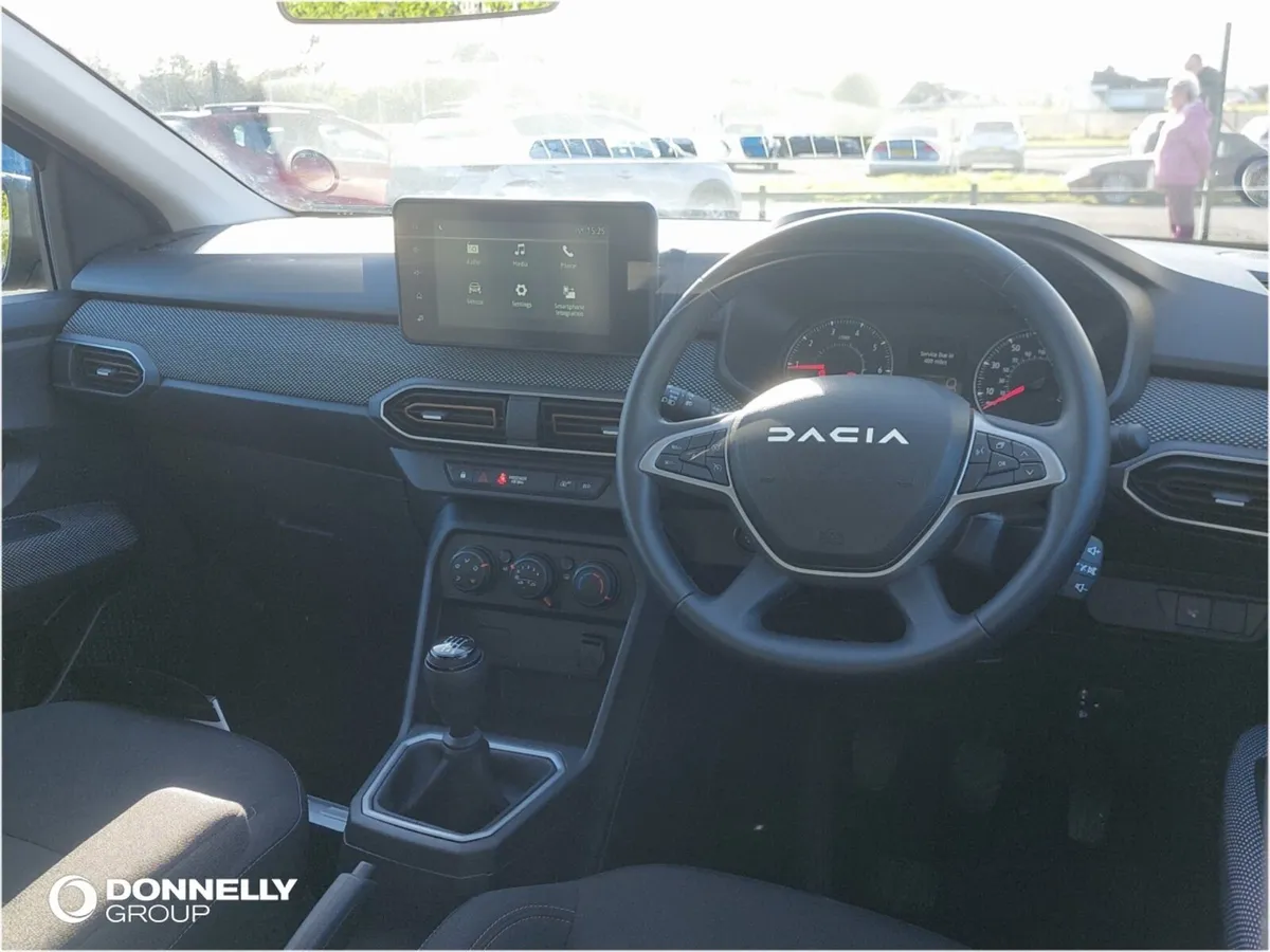 Dacia Sandero Stepway Hatchback Expression - Image 4