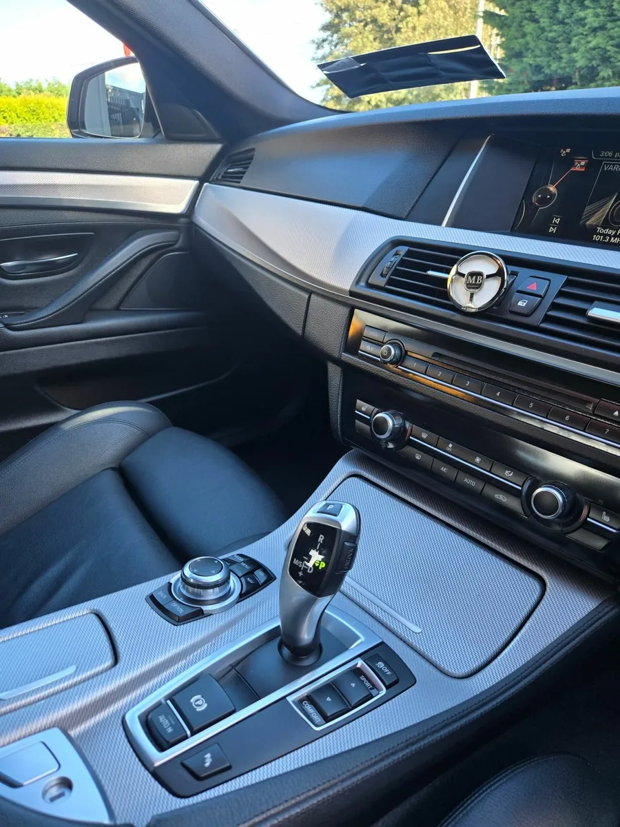 BMW 5-Series 2015 M Sport Automatic - Image 3