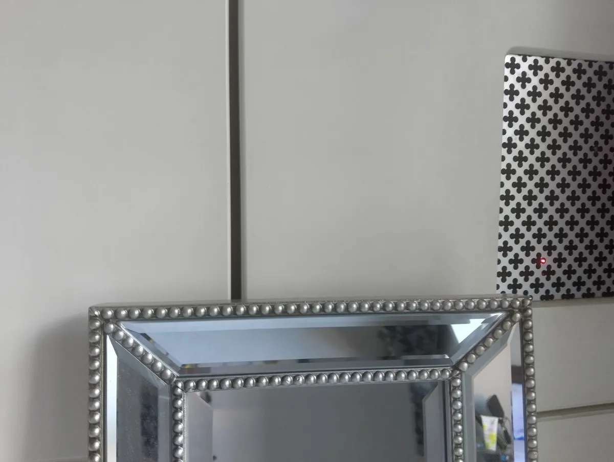 Mirror - Image 2