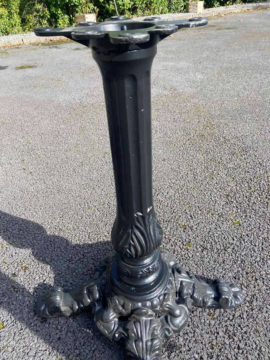 Cast iron base - Image 2
