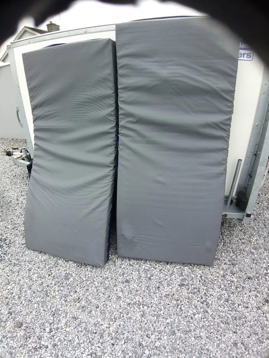 Dyna form mercury mattress - Image 2