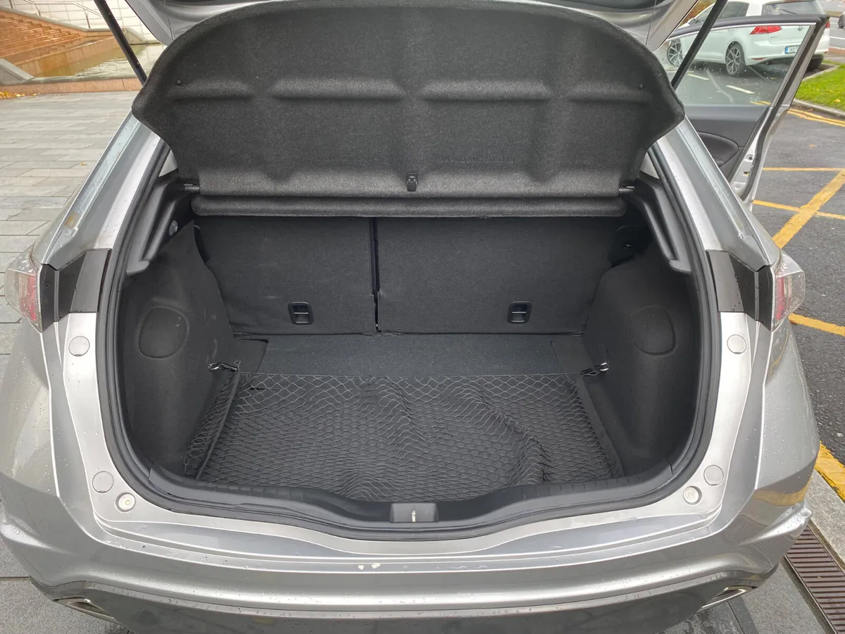 Honda Civic Auto - 27,000 kms - Image 2