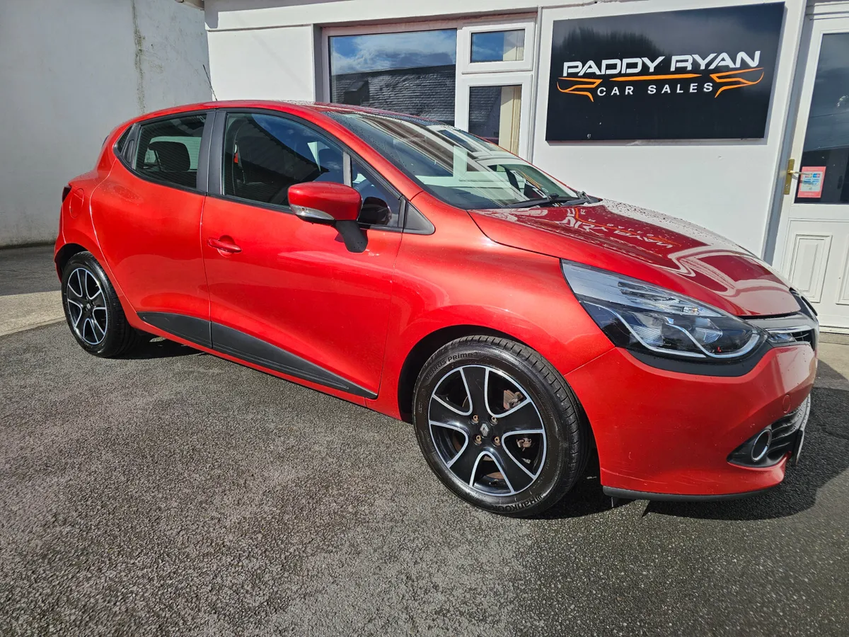 2015 Renault Clio 1.2 Dynamique Manual - Image 2