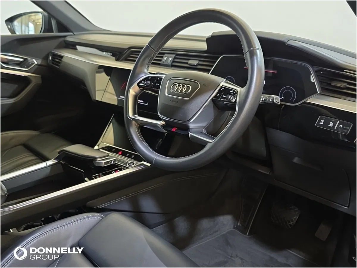 Audi E-tron Estate Black Edition - Image 4