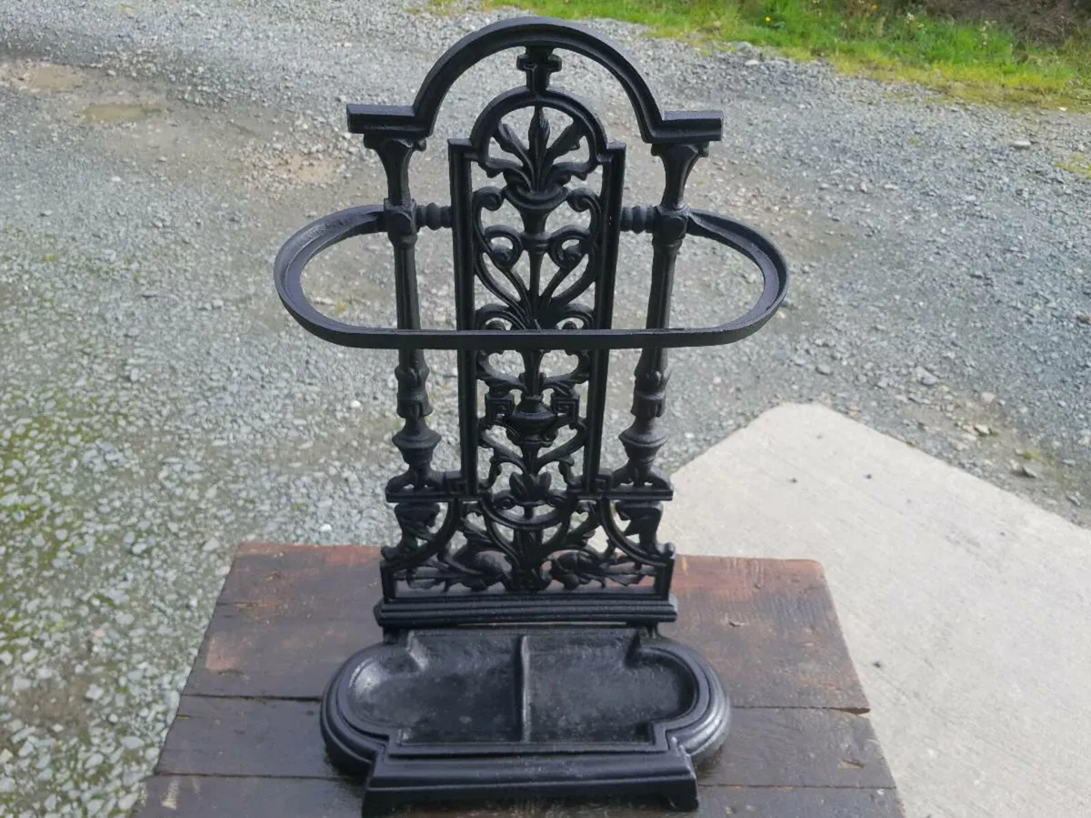 Vintage  umbrella  stand - Image 2