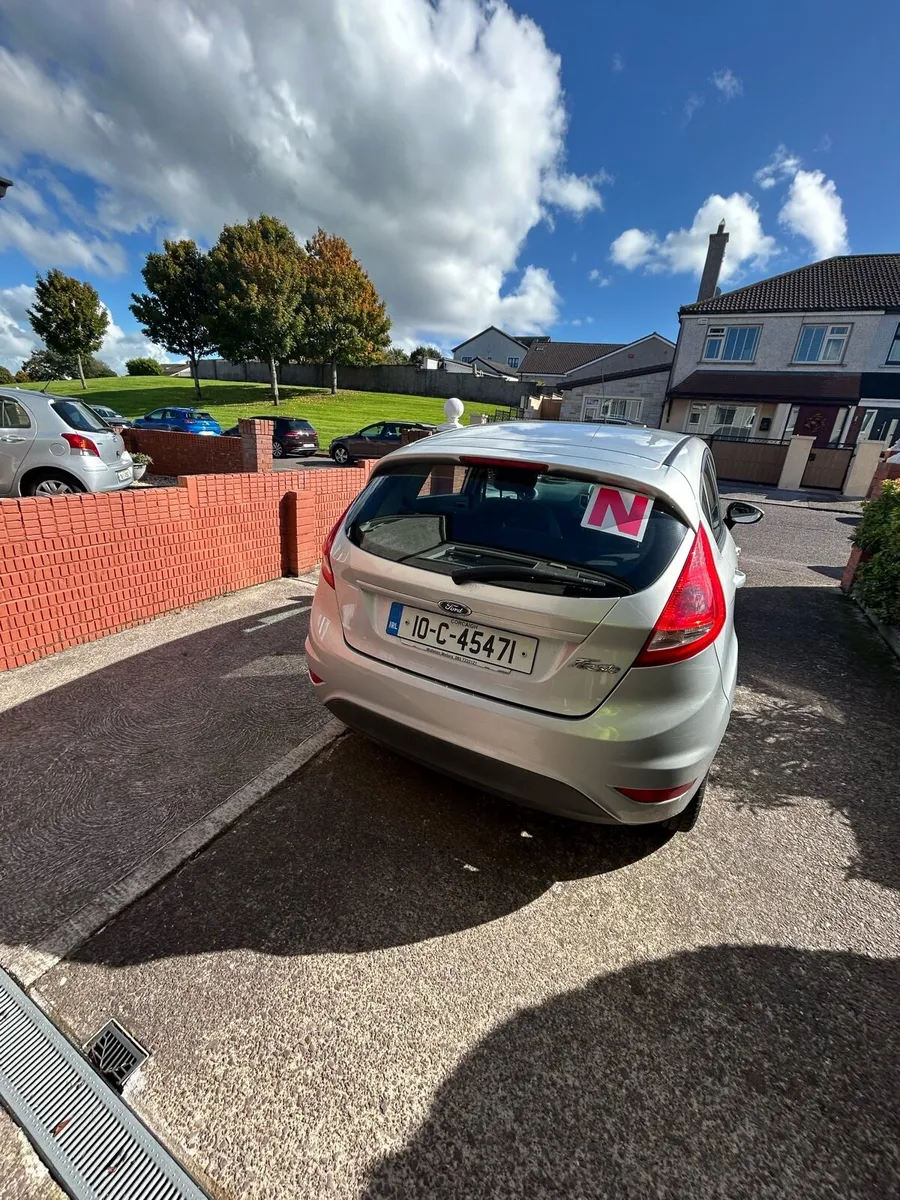 Car - Image 3