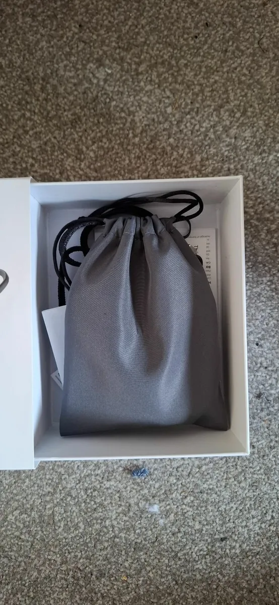 Shokz Openrun Sport Headphones - Image 2