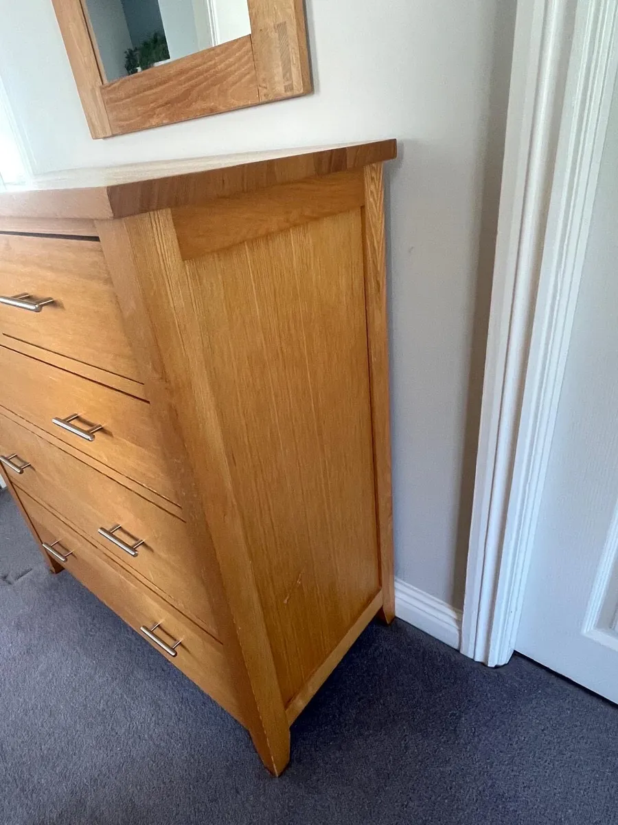 Solid Oak Chest of Drawers & Matching Oak Mirror - Image 4