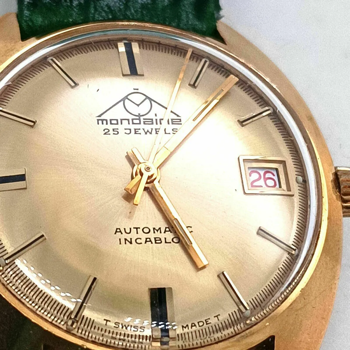 Mondaine 25 Jewels Automatic Incabloc Watch - Image 1