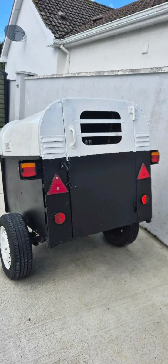 Heavy-Duty Dog Box - Image 4
