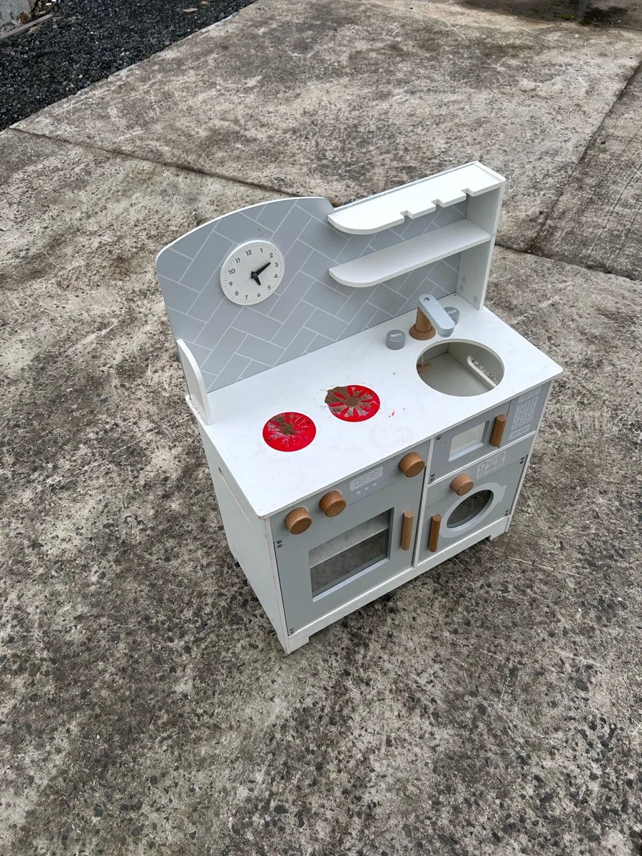 Wooden Kids Play Kitchen Set Oven, Sink & Stove - Image 4