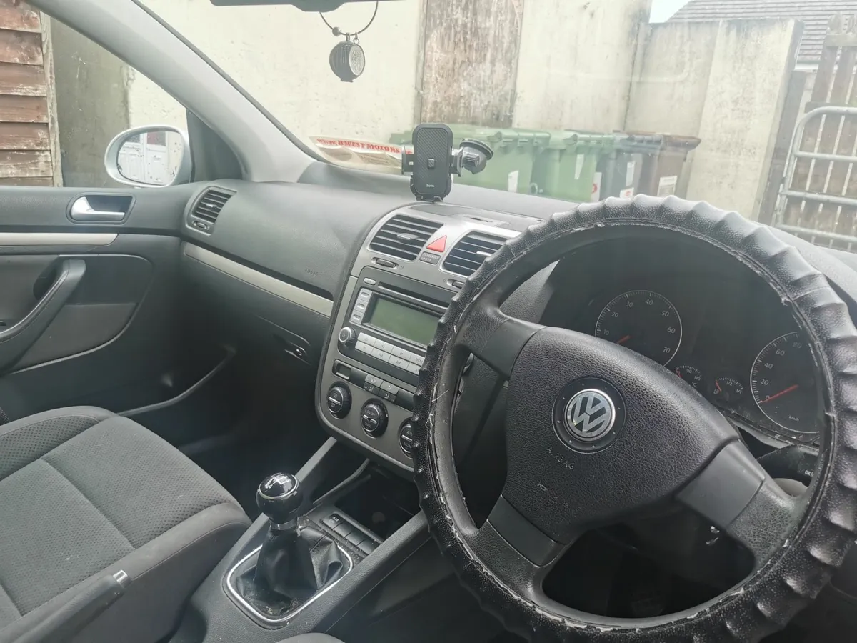 Volkswagen Golf 2007 - Image 1