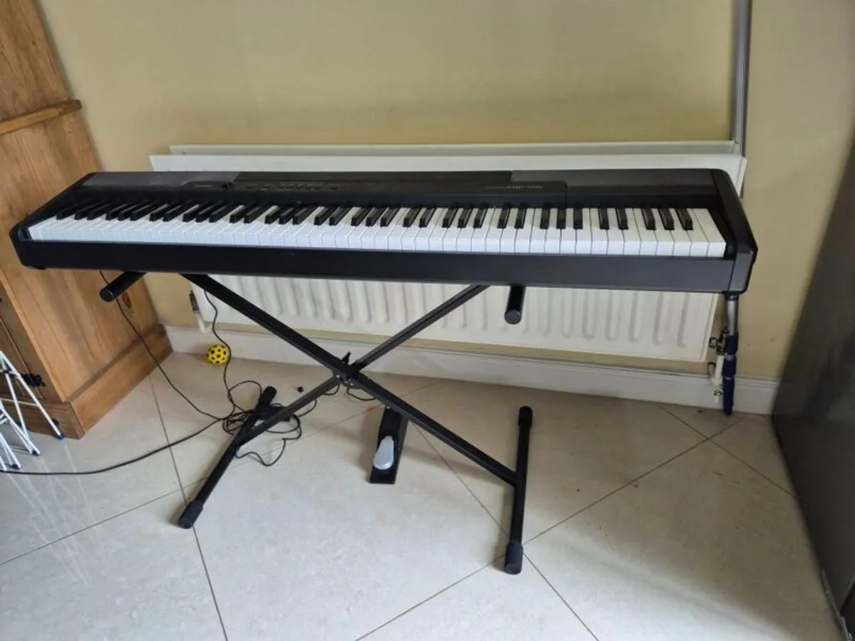 Casio CDP-100 electric piano - Image 1