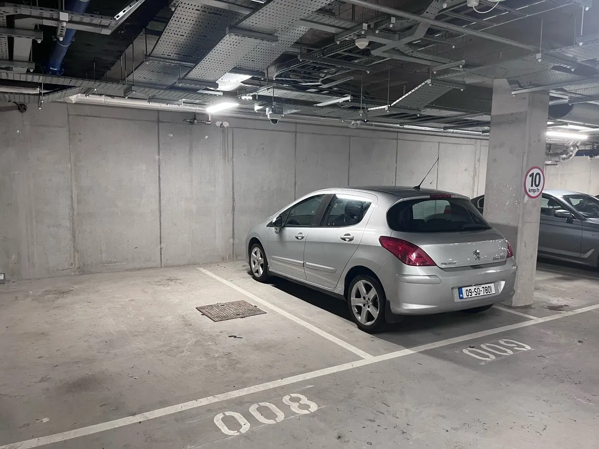 Peugeot 308 - Image 1
